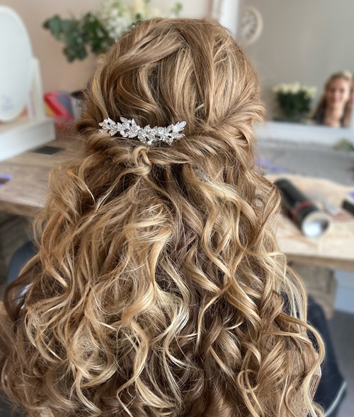 Hairstyling in Cheshunt